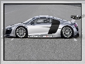 Audi R8, Spojler, Sport