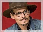 Johnny Depp, Kapelusz, Okulary