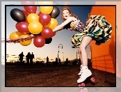 Kylie Minogue, Wrotki, Balony