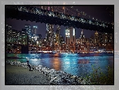 Miasto nocą, Stany Zjednoczone, Nowy Jork, Rzeka East River, Most