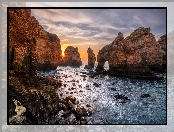 Ponta da Piedade, Region Algarve, Wybrzeże, Portugalia, Morze, Wschód słońca, Skały