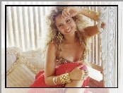 Shakira, Różowa, Piżama