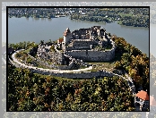 Rzeka Dunaj, Węgry, Wyszehrad, Cytadela, Ruiny