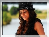Aktorka, Sneha Ullal, Kapelusz