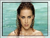 Amber Heard, Mokre, Włosy