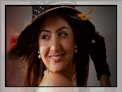 AnushkaSharma, Kapelusz