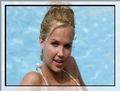 Arielle Kebbel