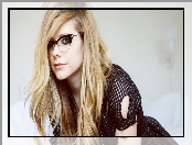 Avril Lavigne, Piosenkarka, Okulary