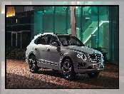 Bentley Bentayga Hybrid, 2018