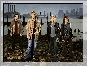 Bon Jovi, cały zespól, most