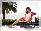 Leżak, Brunetka, Kobieta, Palmy, Isabeli Fontana, Góry