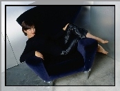 Catherine Bell, fotel, skórzane, spodnie