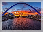 Anglia, Rzeka Tyne, Most Tyne Bridge, Zachód słońca, Chmury