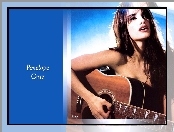 Penelope Cruz, Gitara