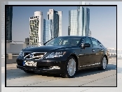 Czarny, Hybryda, Lexus LS 600H