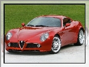 Czerwona, Alfa Romeo 8C