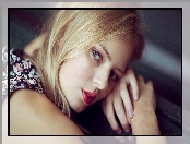 Blondynka, Czerwone, Usta