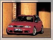 Czerwone, Audi RS4, Avant