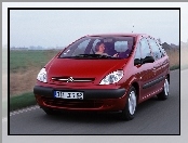 Czerwony, Citroen Xsara Picasso