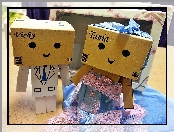 Danbo, I Tania, Para, Vicky