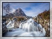 Dolina Glen Coe, Szkocja, Góry, Rzeka Coupall, Rośliny, Region Highland, Drzewa, Szczyt Buachaille Etive Mor, Skały