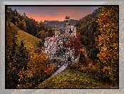 Drzewa, Jesień, Włochy, Zachód słońca, Dolomity, Zamek Gernstein, Góry