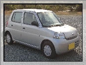 Daihatsu Esse, Hatchback