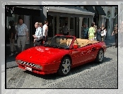 Ferrari Mondial, Beżowe, Wnętrze