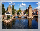 Wieże, Strasburg, Francja Budowla, Most, Barrage Vauban, Ponts Couverts, Rzeka Ill