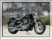 Harley-Davidson Dyna Super Glide Custom