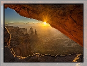 Zachód słońca, Stany Zjednoczone, Stan Utah, Park Narodowy Arches, Kanion