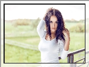Kobieta, Brunetka
