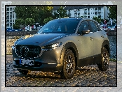 Mazda CX-30, Przód