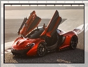 McLaren P1, Uniesione, Drzwi