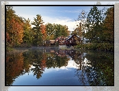 Stany Zjednoczone, Młyn Fryes Measure Mill, Wilton, Odbicie, Stan New Hampshire, Staw, Drzewa, Domy