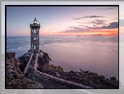 Francja, Kermorvan lighthouse, Chmury, Gmina Conquet, Morze, Skały, Latarnia morska
