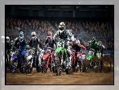 Gra, Motocykle, Monster Energy Supercross 4, Wyścig