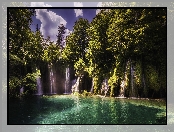 Drzewa, Wodospady, Park Narodowy Jezior Plitwickich, Chorwacja, Skały, Obłoki