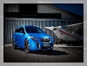 Opel Insignia Opc, Samolot