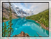 Park Narodowy Banff, Kanada, Moraine Lake, Góry, Chmury, Prowincja Alberta, Mgła, Jezioro, Drzewa