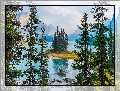 Jezioro, Maligne Lake, Kanada, Wyspa Spirit Island, Drzewa, Góry, Park Narodowy Jasper