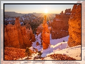 Park Narodowy Bryce Canyon, Stany Zjednoczone, Formacja skalna, Góry, Zima, Utah, Promienie słońca, Skały, Thors Hammer