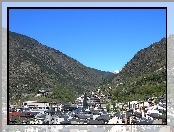 Stolicy, Andorra la Vella, Pireneje, Fragment
