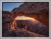 Łuk, Utah, Kanion, Promienie słońca, Park Narodowy Canyonlands, Stany Zjednoczone, Mesa Arch, Skały