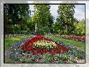 Rabaty, Kwiaty, Park, Ławki, Drzewa, Posąg