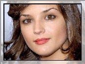 Rachale Leigh Cook, Twarz