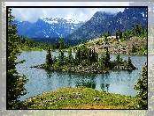 Rock Isle Lake, Góry, Drzewa, Wysepka, Kanada, Jezioro, Alberta, Skały, Park Narodowy Banff