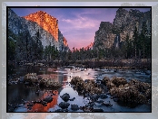 Drzewa, Stany Zjednoczone, Rzeka Merced, Góry Sierra Nevada, Park Narodowy Yosemite, Stan Kalifornia