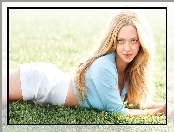 Amanda Seyfried, Trawa