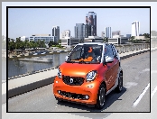 Smart Fortwo Cabrio, Wieżowce, 2017, Ulica